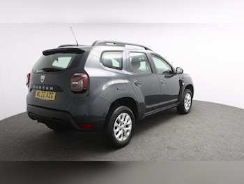 Used Dacia Duster 2022 for sale - 77116806: Photo
