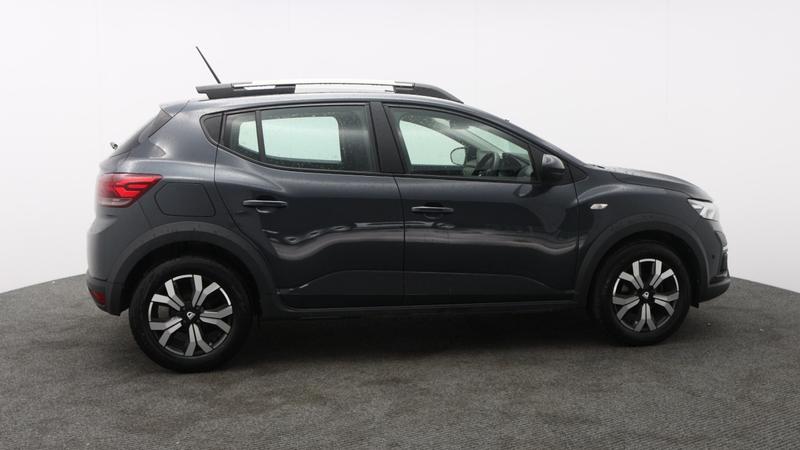 Used Dacia Sandero Stepway 2022 for sale - 77117474: Photo 2