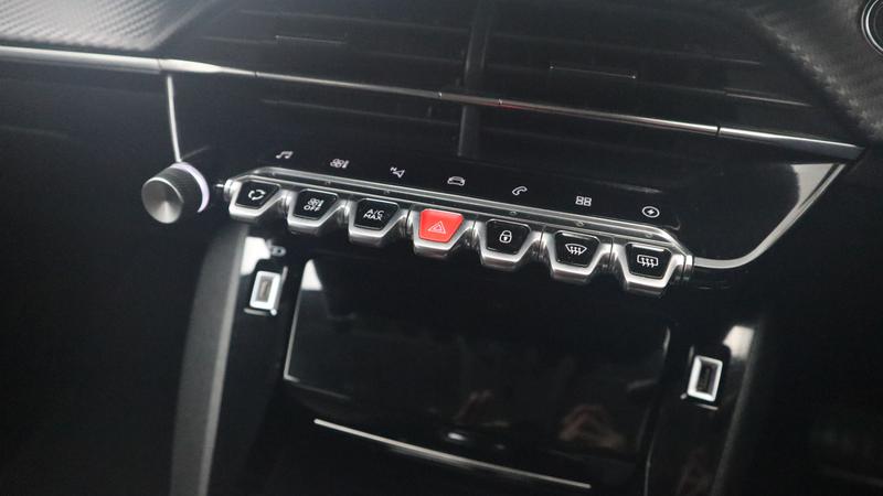 Used Peugeot 208 2020 for sale - 77117037: Photo 23