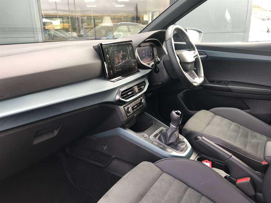 Used SEAT Arona 2024 for sale - 77691196: Photo 2