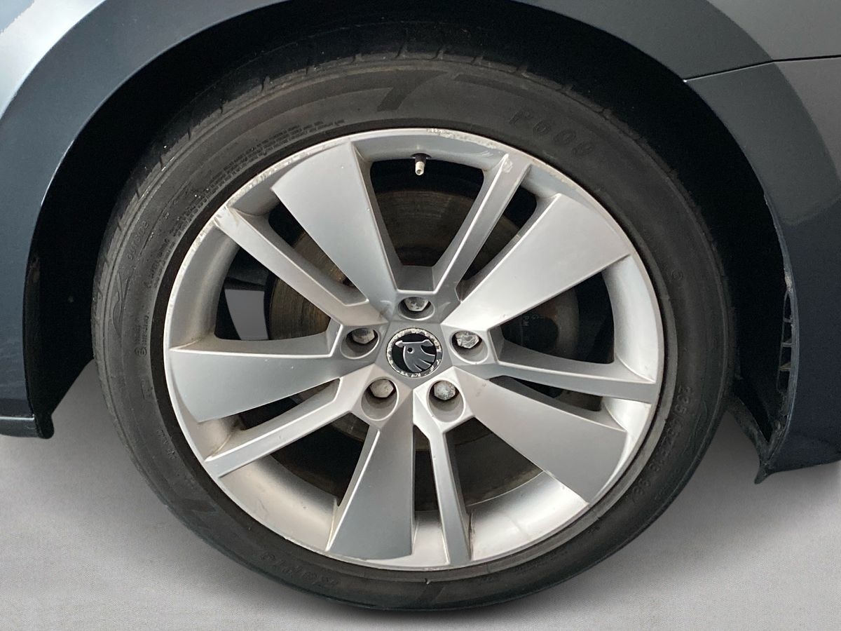 Used Skoda Superb 2019 for sale - 77649330: Photo 30