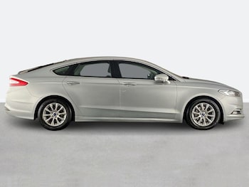 Used Ford Mondeo 2017 for sale - 77787529: Photo