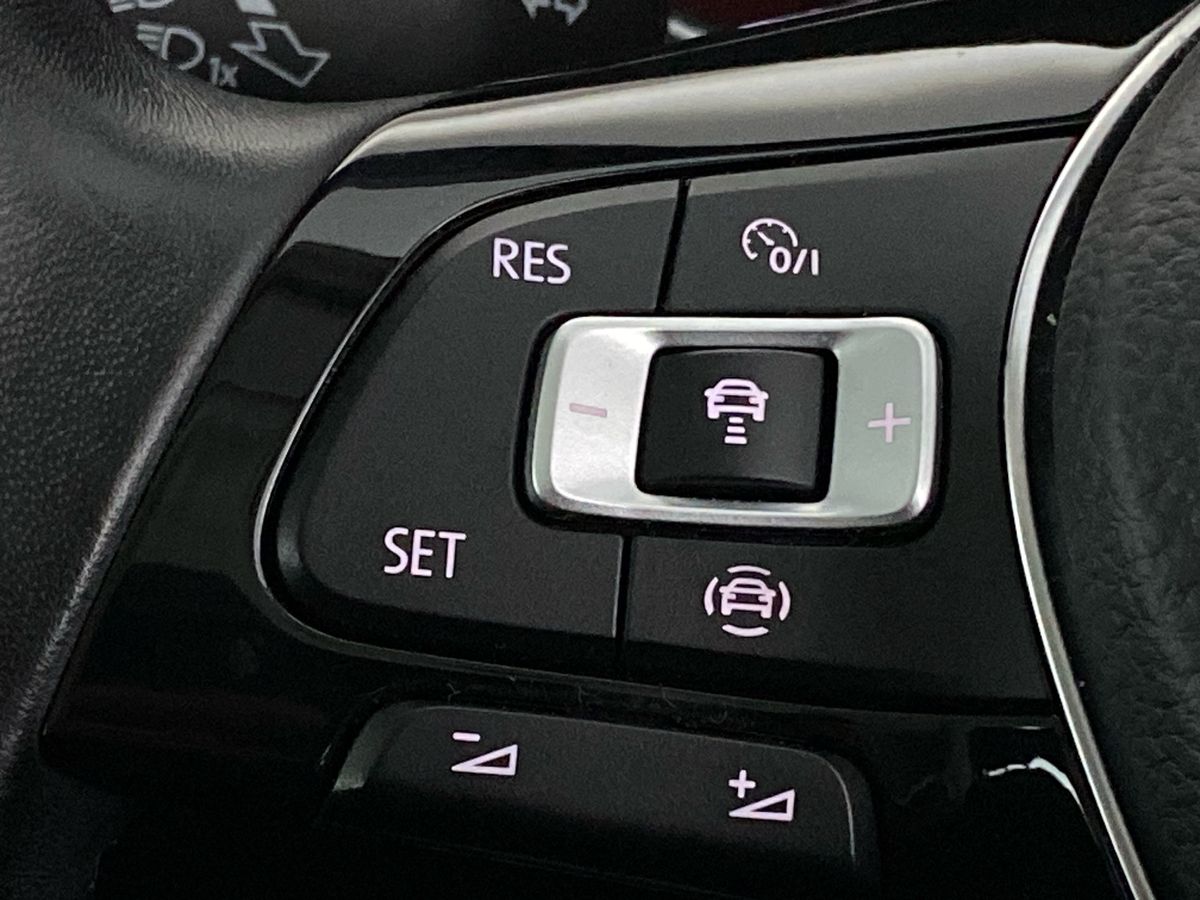 Used Volkswagen T-Roc 2018 for sale - 76249609: Photo 22