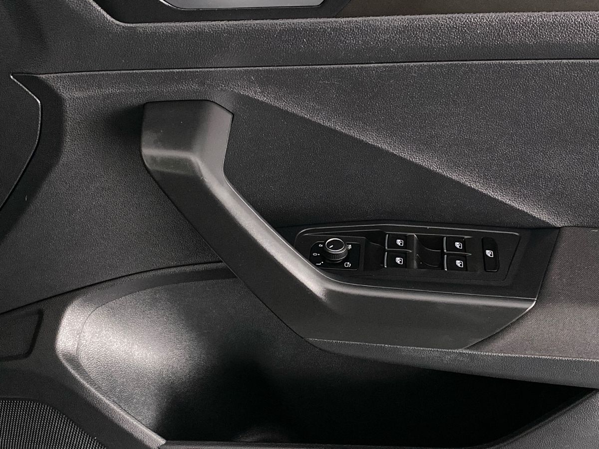 Used Volkswagen T-Roc 2018 for sale - 76249609: Photo 25