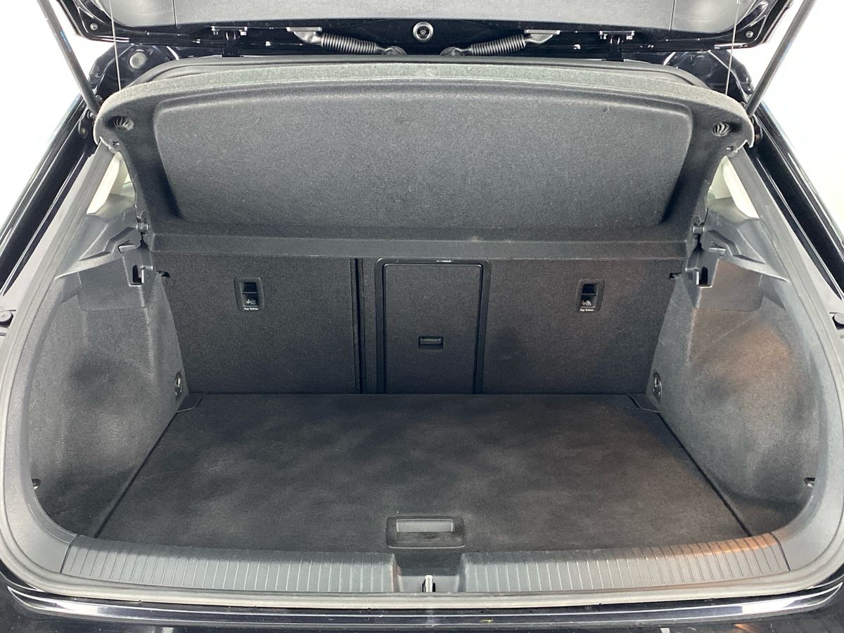 Used Volkswagen T-Roc 2018 for sale - 76249609: Photo 26