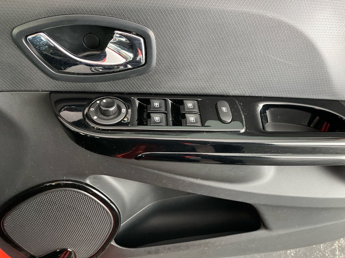 Used Renault Clio 2014 for sale - 78107496: Photo 23