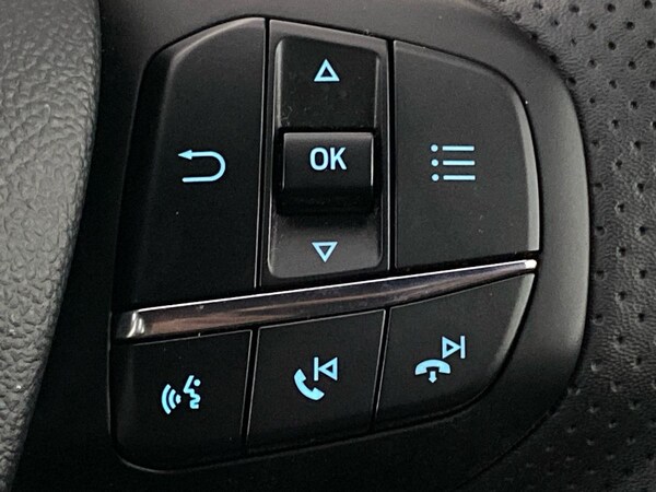 Used Ford Kuga 2022 for sale - 75582540: Photo 25