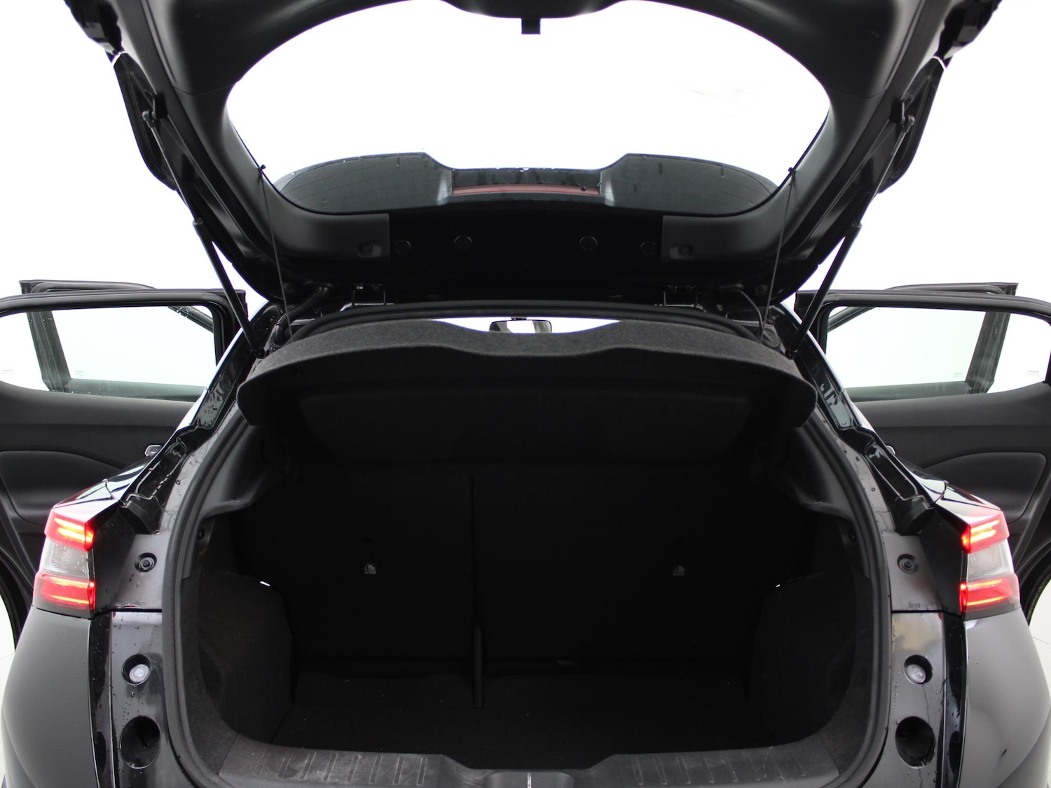 Used Nissan Juke 2025 for sale - 78024806: Photo 31