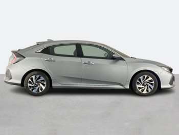 Used Honda Civic 2018 for sale - 74854785: Photo