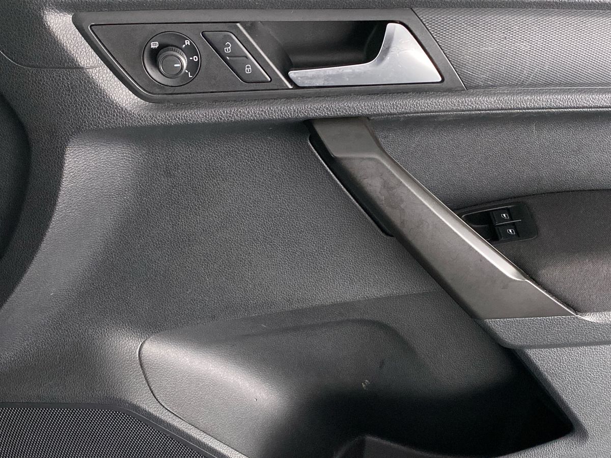 Used Volkswagen Caddy Maxi Life 2020 for sale - 76515801: Photo 24