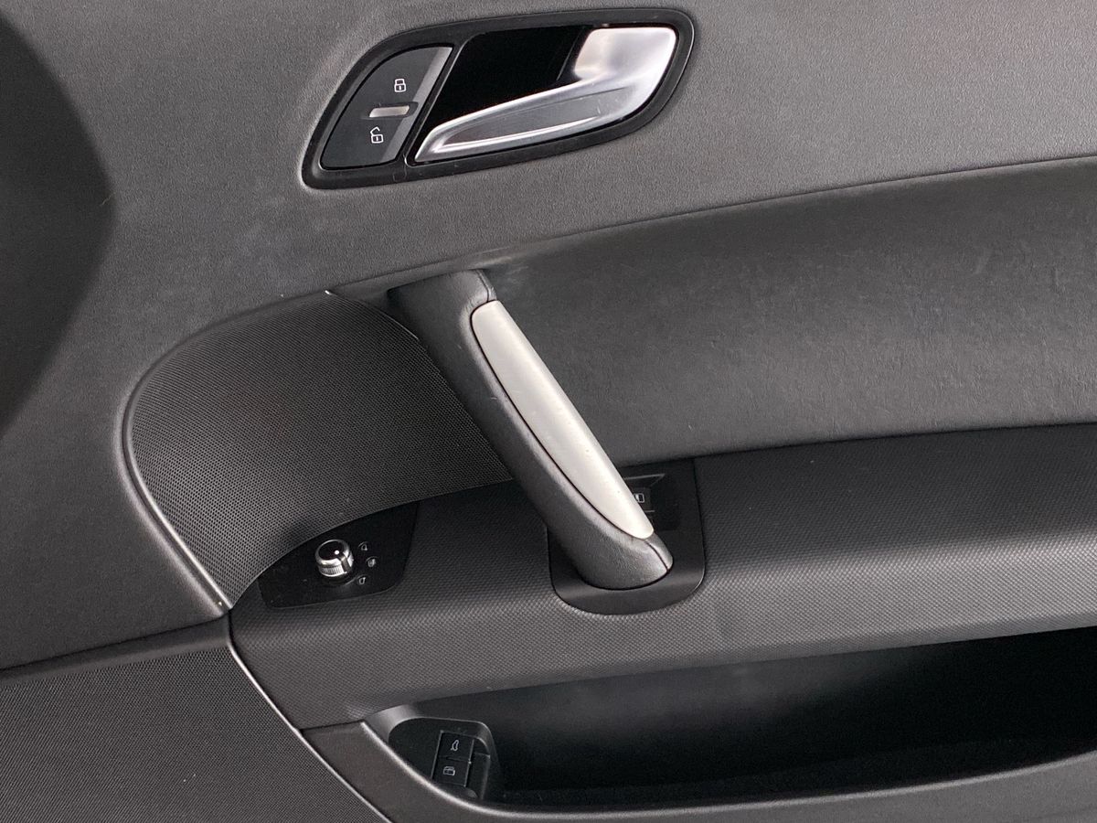 Used Audi TT 2012 for sale - 77842926: Photo 23