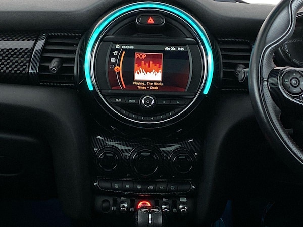 Used MINI Hatch 2018 for sale - 76300392: Photo 10