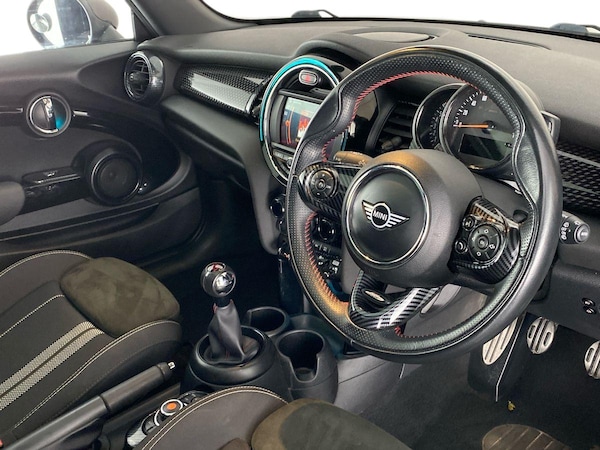 Used MINI Hatch 2018 for sale - 76300392: Photo 12