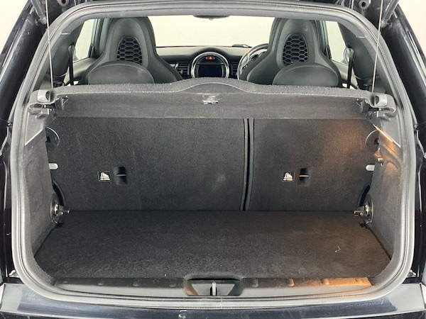 Used MINI Hatch 2018 for sale - 76300392: Photo 28