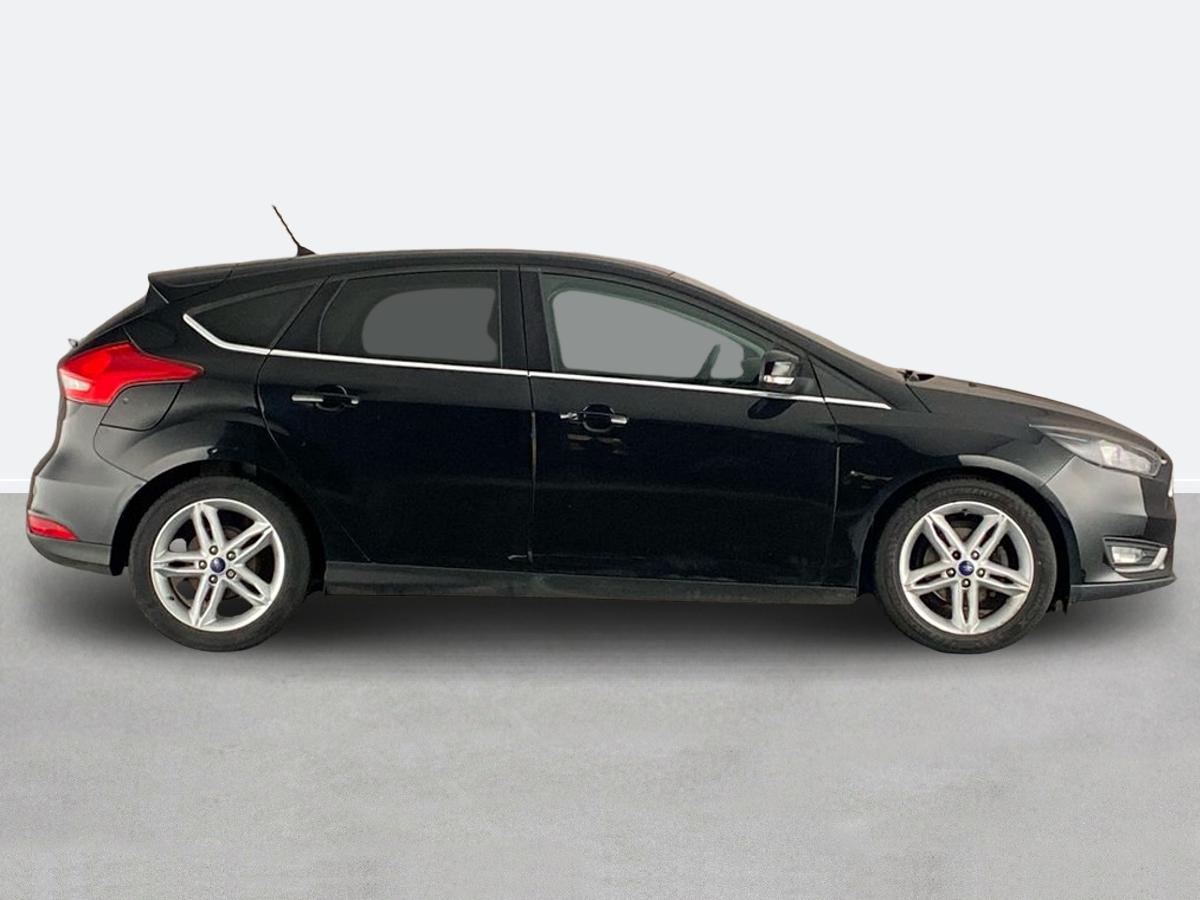 Used Ford Focus 2017 for sale - 77649261: Photo 2