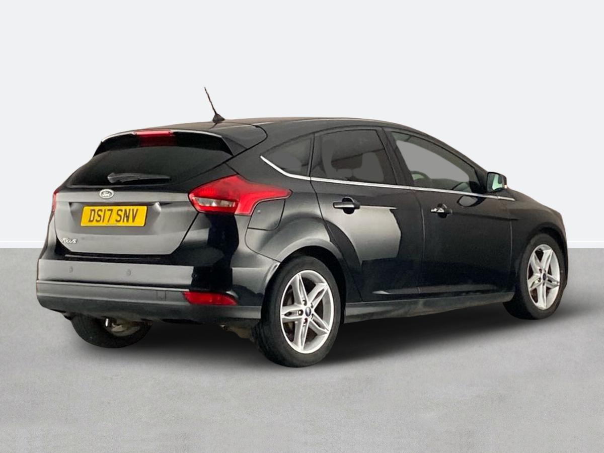 Used Ford Focus 2017 for sale - 77649261: Photo 3