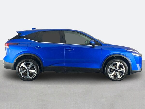 Used Nissan Qashqai 2022 for sale - 76243610: Photo 2