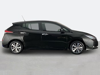 Used Nissan Leaf 2021 for sale - 77787664: Photo