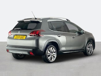 Used Peugeot 2008 2019 for sale - 77076717: Photo