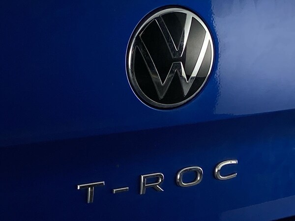 Used Volkswagen T-Roc 2023 for sale - 75215936: Photo 25