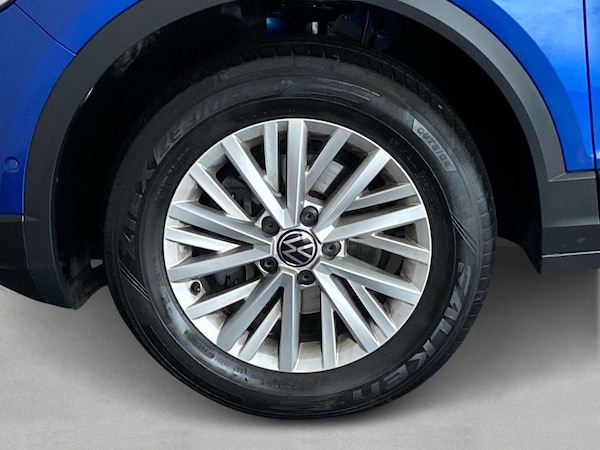 Used Volkswagen T-Roc 2023 for sale - 75215936: Photo 27