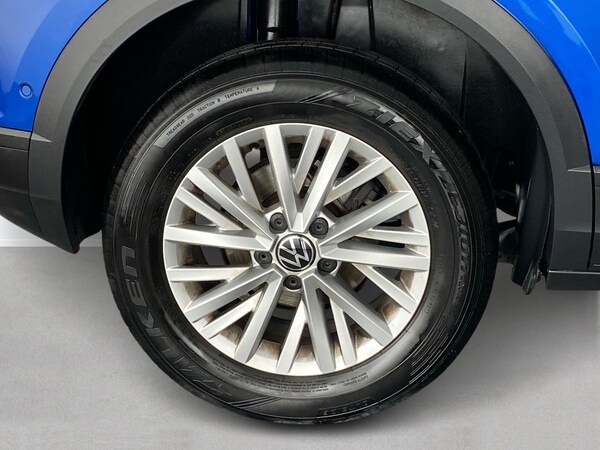 Used Volkswagen T-Roc 2023 for sale - 75215936: Photo 29