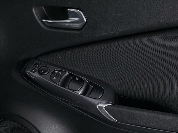 Used Nissan Juke 2022 for sale - 76158111: Photo 22