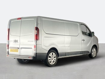 Used Renault Trafic 2023 for sale - 77206631: Photo