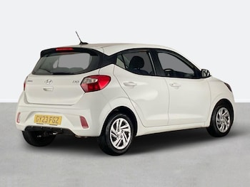 Used Hyundai i10 2023 for sale - 79112254: Photo