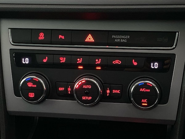 Used SEAT Leon 2020 for sale - 75524940: Photo 22