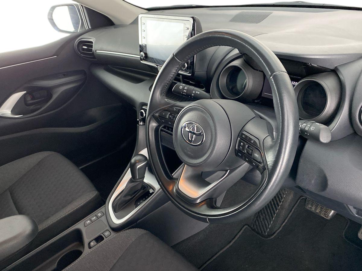 Used Toyota Yaris 2022 for sale - 76158131: Photo 12