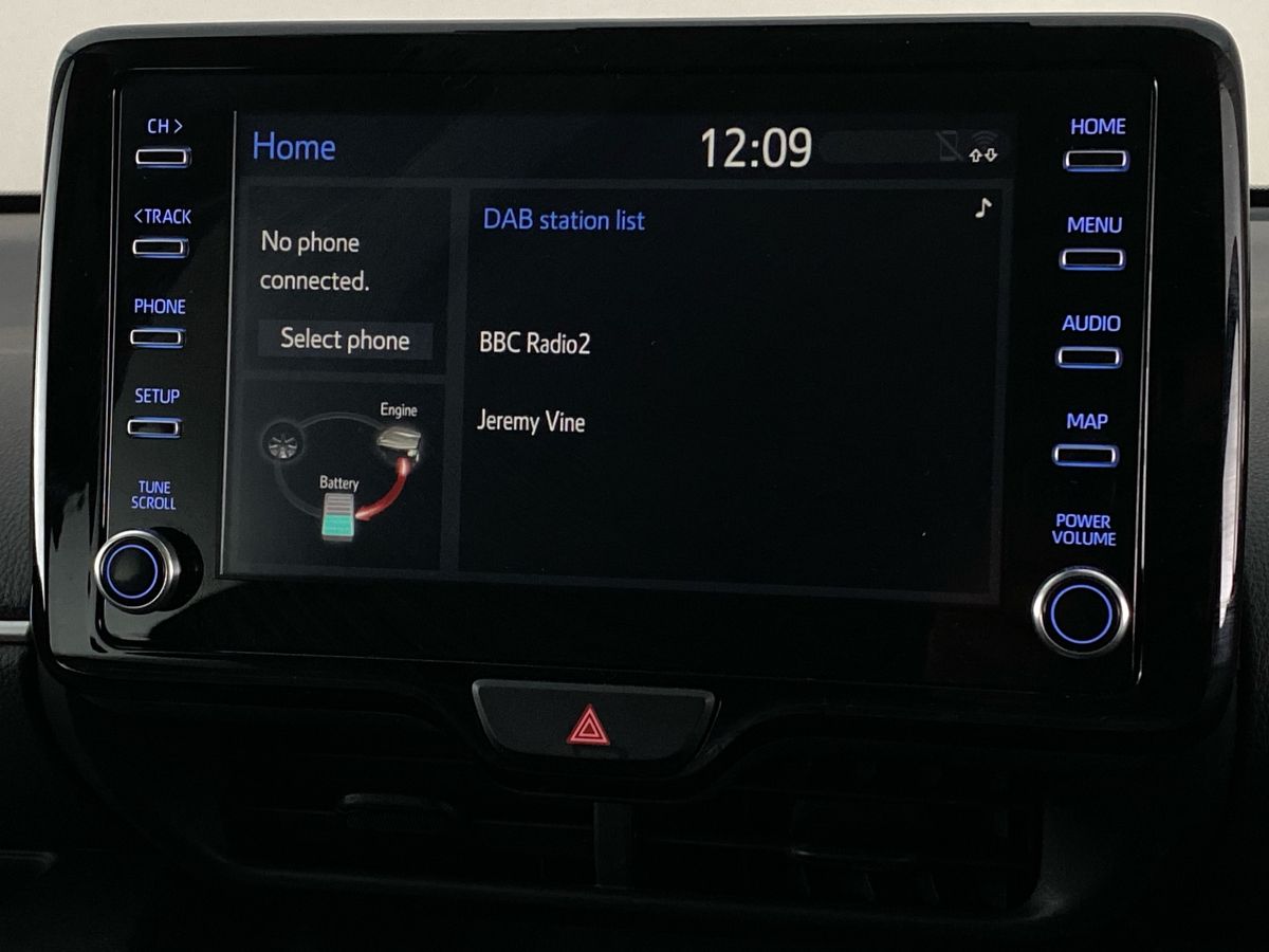 Used Toyota Yaris 2022 for sale - 76158131: Photo 17