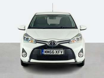 Used Toyota Yaris 2017 for sale - 74939300: Photo