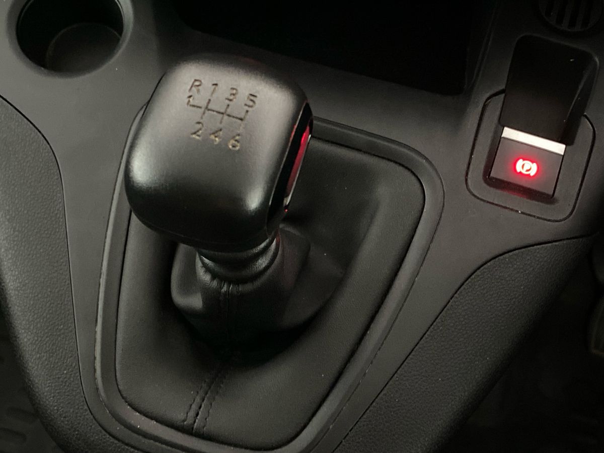 Used Peugeot Partner 2023 for sale - 77206683: Photo 19