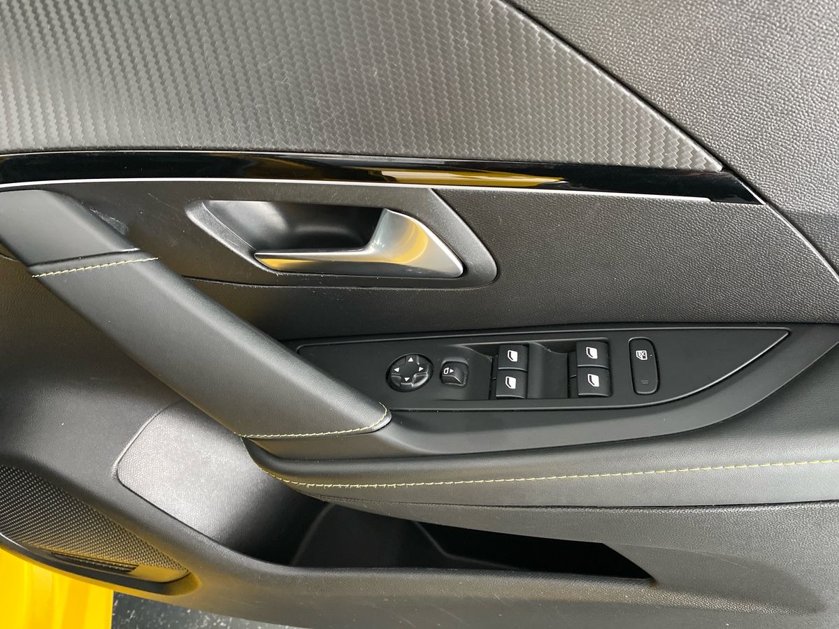 Used Peugeot 208 2022 for sale - 77294510: Photo 23