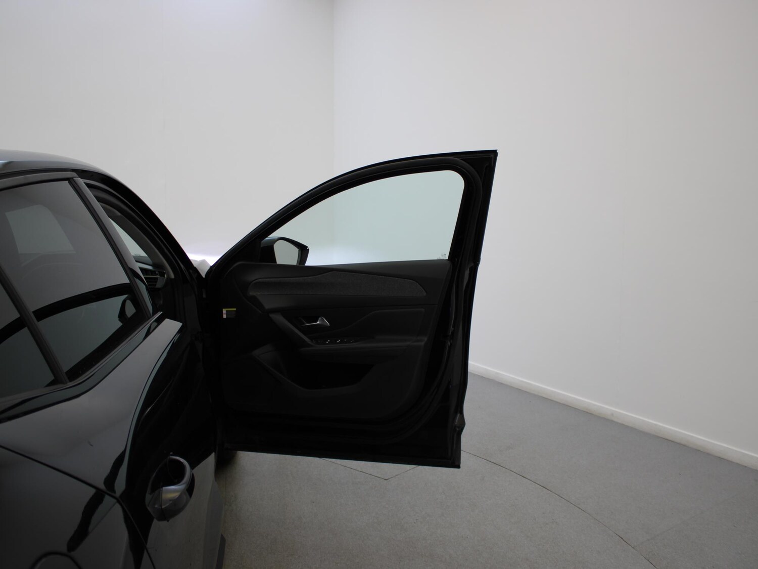 Used Peugeot 408 2024 for sale - 77742229: Photo 40