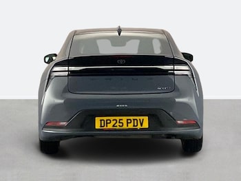 Used Toyota Prius 2025 for sale - 78962559: Photo