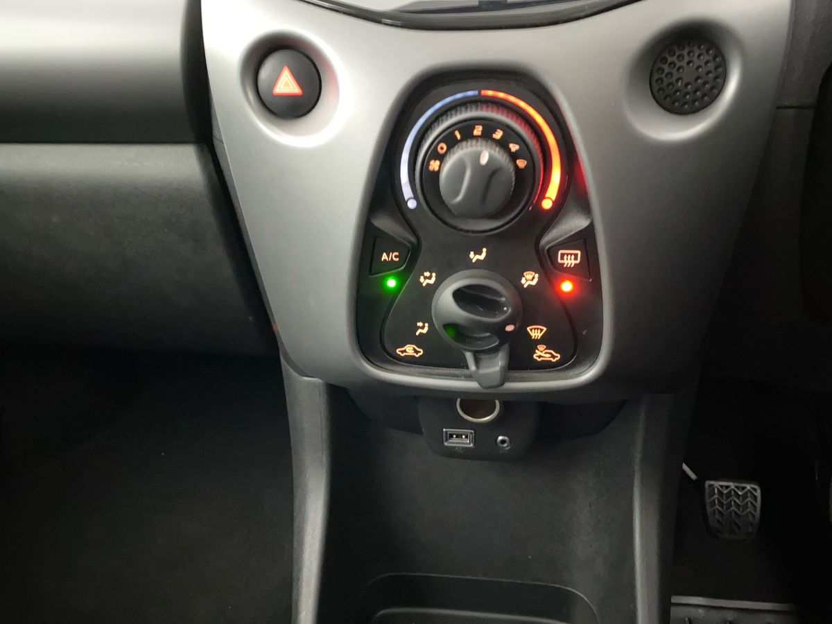 Used Toyota AYGO 2019 for sale - 77561276: Photo 19