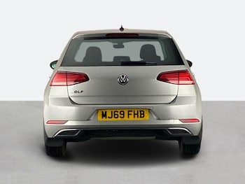 Used Volkswagen Golf 2019 for sale - 79308600: Photo