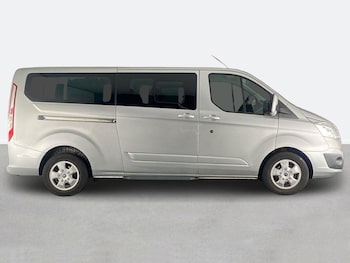 Used Ford Tourneo Custom 2016 for sale - 76564730: Photo