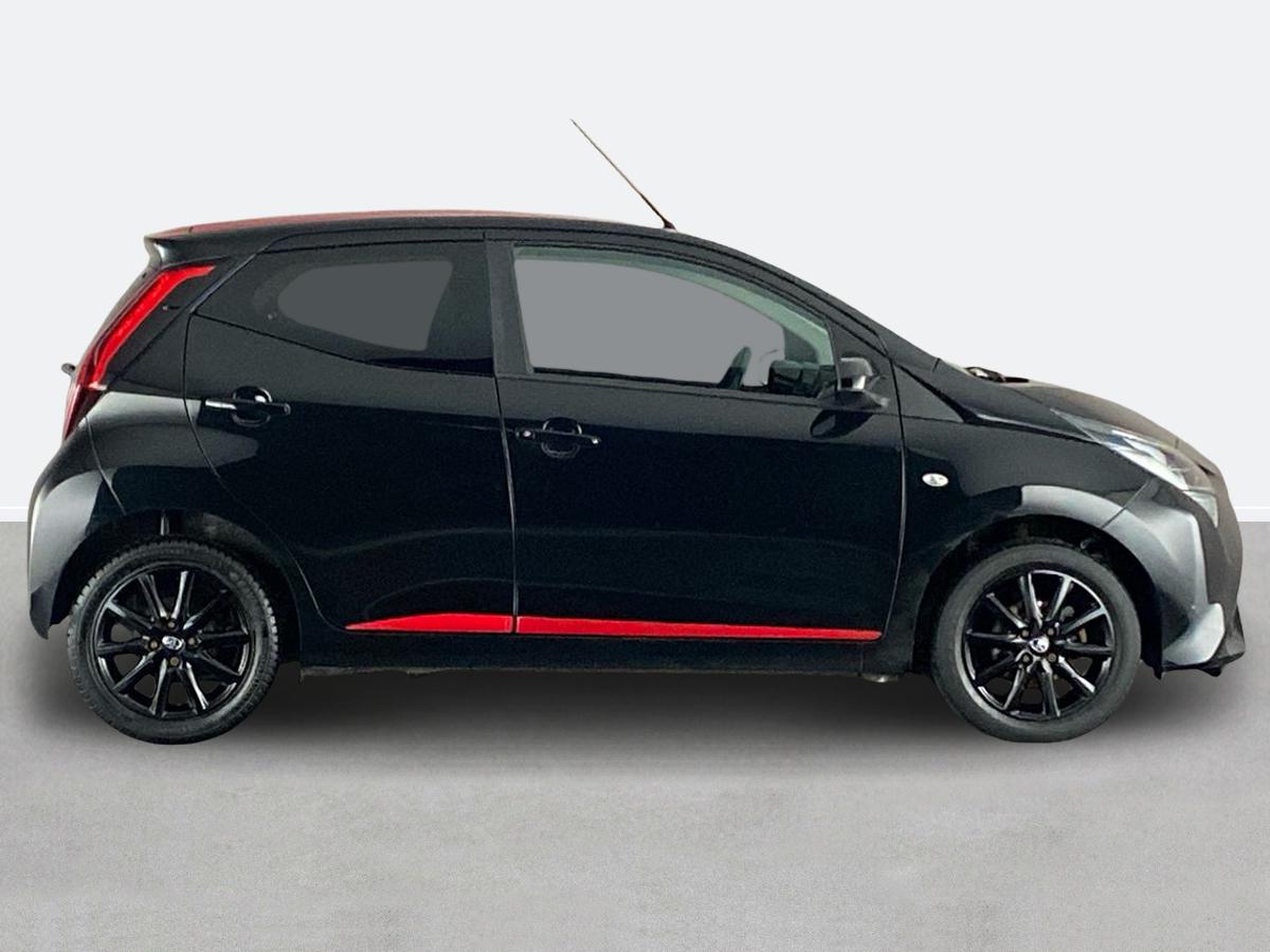 Used Toyota AYGO 2018 for sale - 77444113: Photo 2