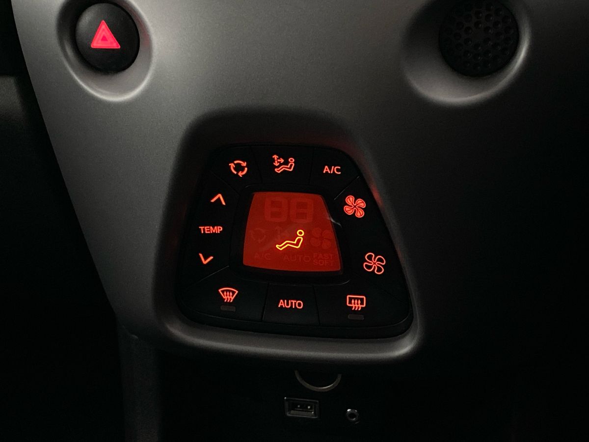 Used Toyota AYGO 2018 for sale - 77444113: Photo 21