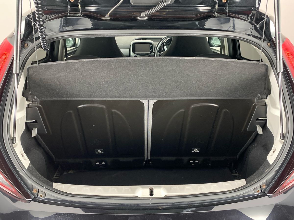 Used Toyota AYGO 2018 for sale - 77444113: Photo 26