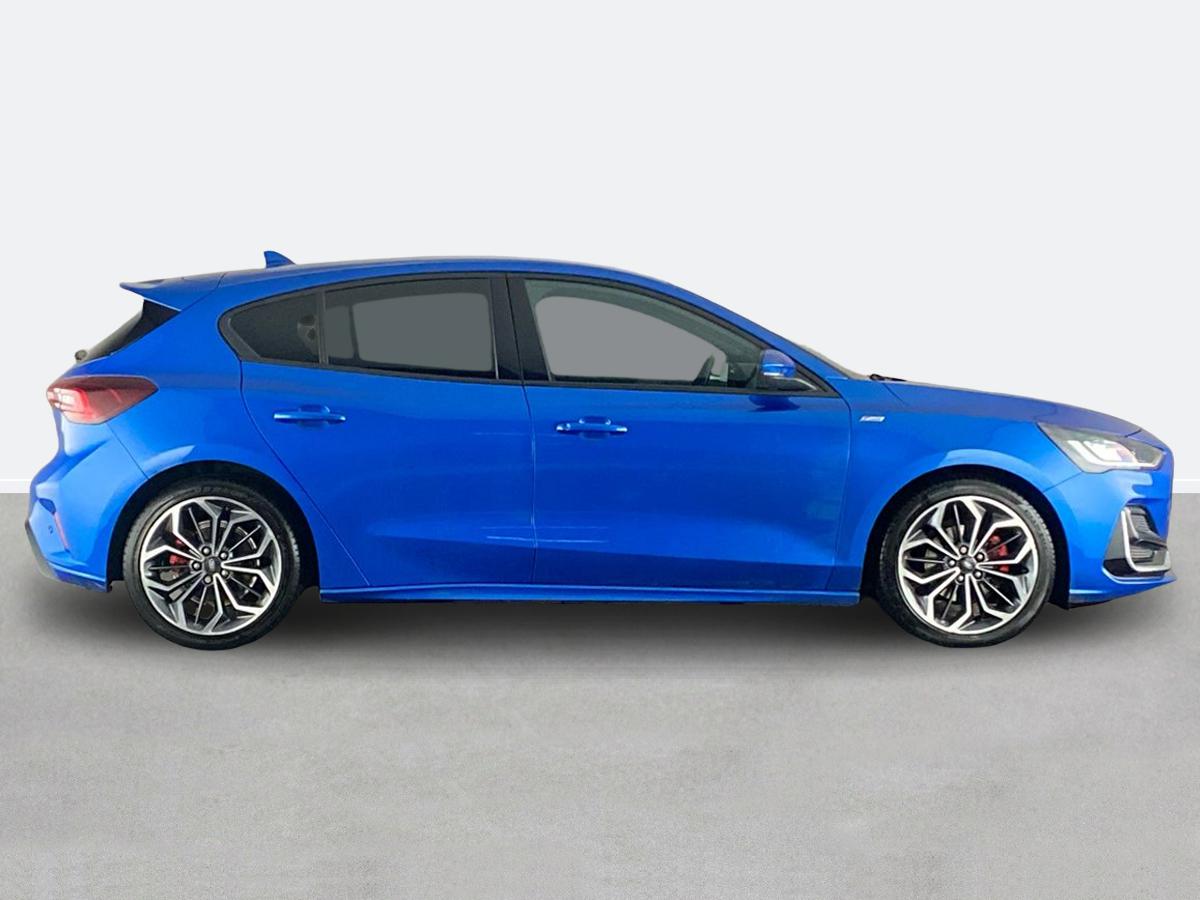 Used Ford Focus 2022 for sale - 77099692: Photo 2