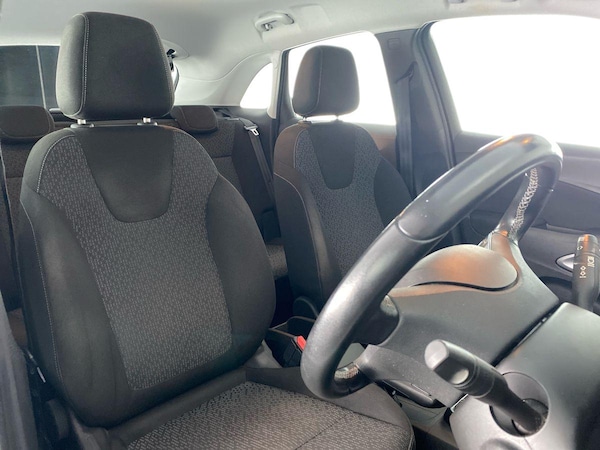 Used Vauxhall Crossland X 2017 for sale - 76207031: Photo 13