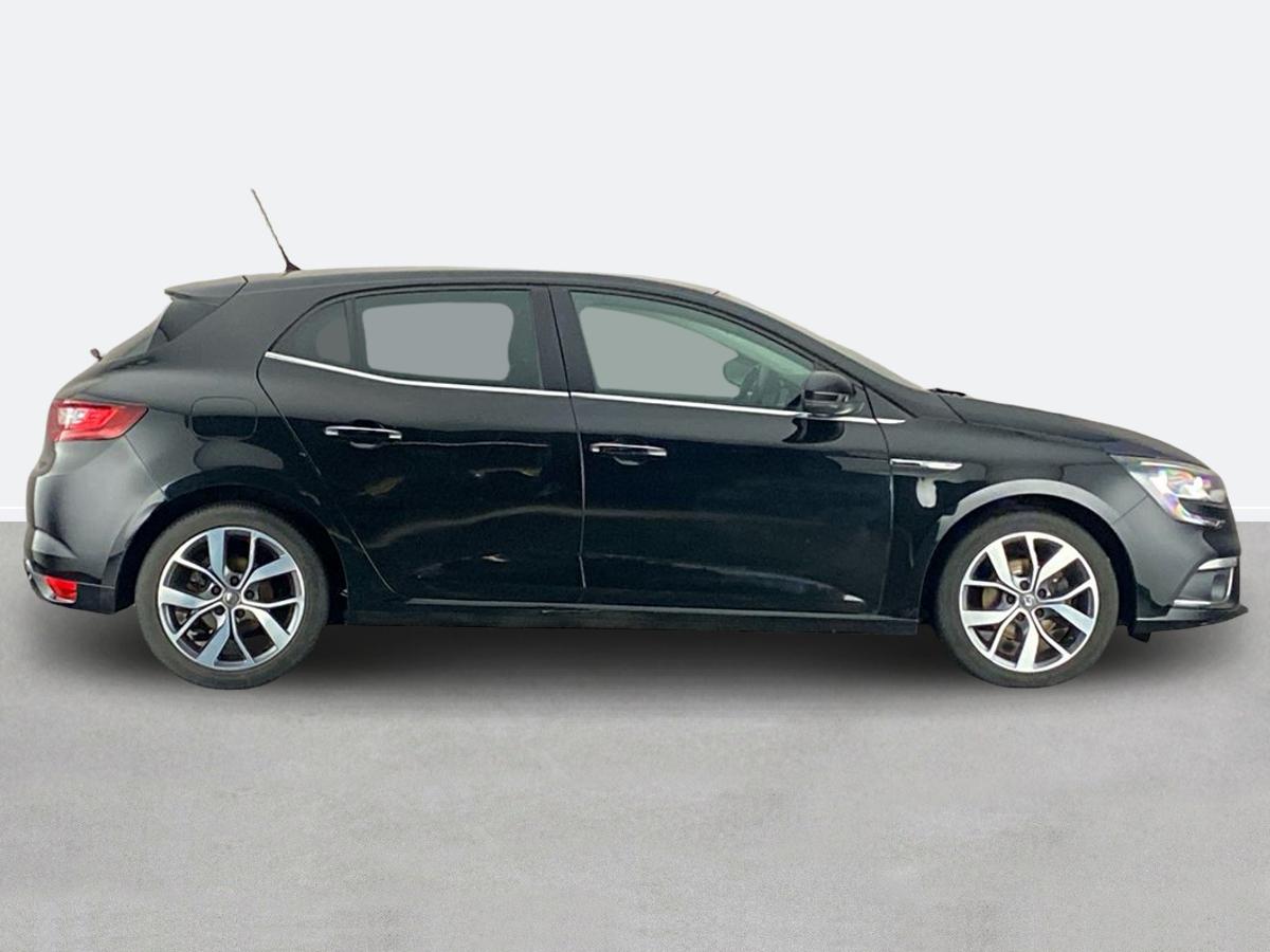 Used Renault Megane 2018 for sale - 77615734: Photo 2