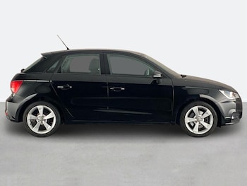 Used Audi A1 2016 for sale - 76158146: Photo