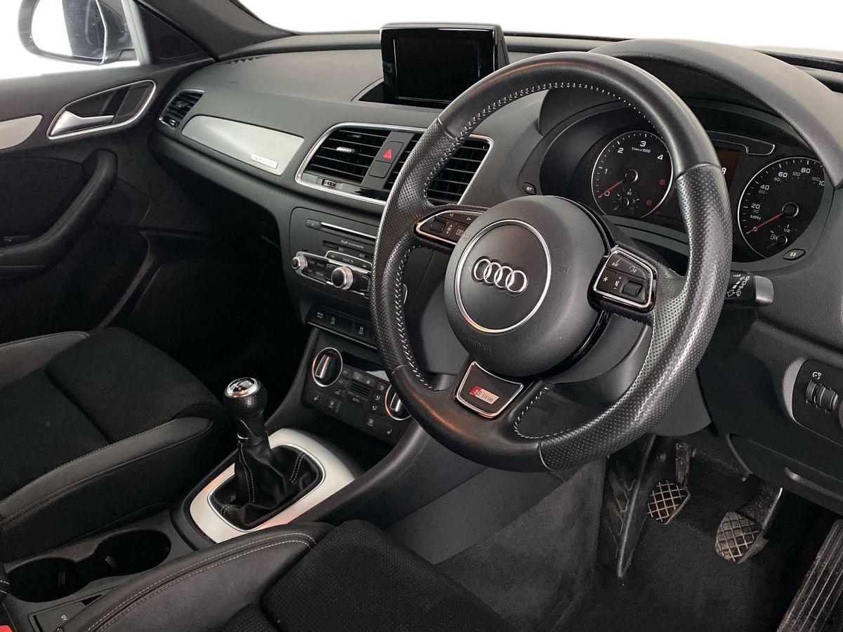 Used Audi Q3 2018 for sale - 77099690: Photo 12