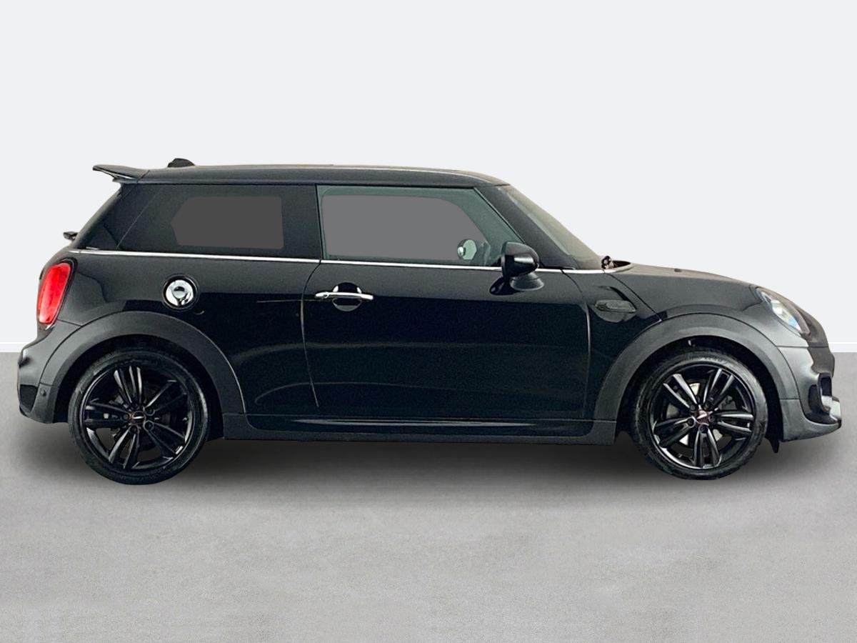 Used MINI Hatch 2018 for sale - 76553402: Photo 2