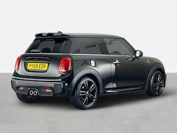 Used MINI Hatch 2018 for sale - 76553402: Photo